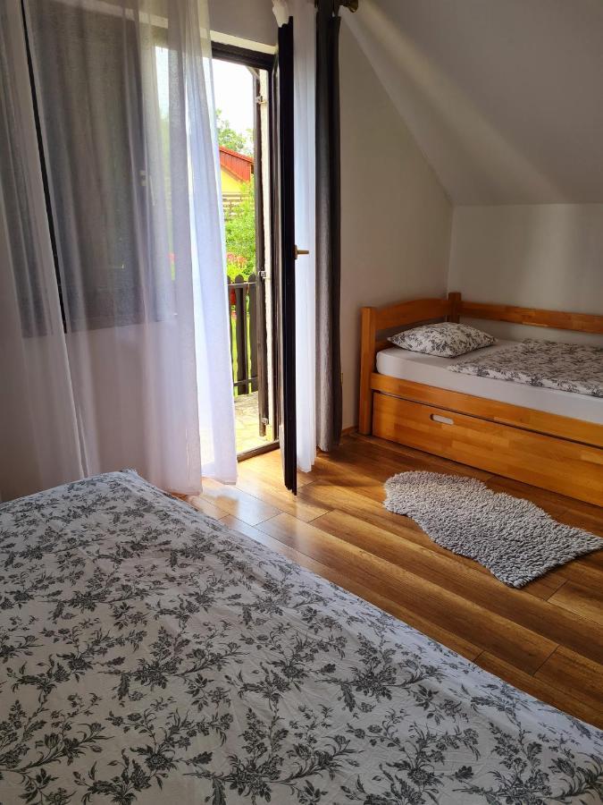 Apartman Poznanovic Lägenhet Rakovica Exteriör bild
